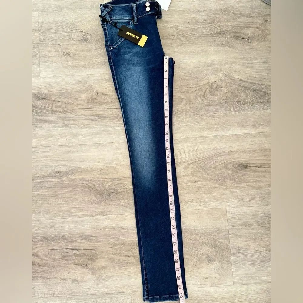 Italian designer MET jeans - Picture 9 of 11